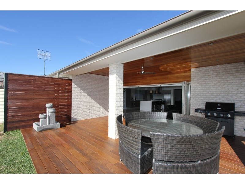 4 Lambert Drive, Goulburn NSW 2580