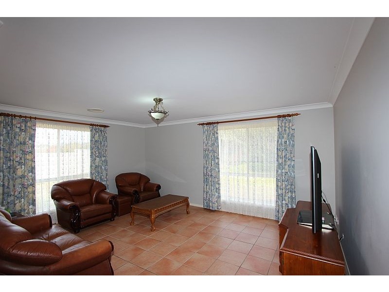 19 Lamarra Place, Goulburn NSW 2580