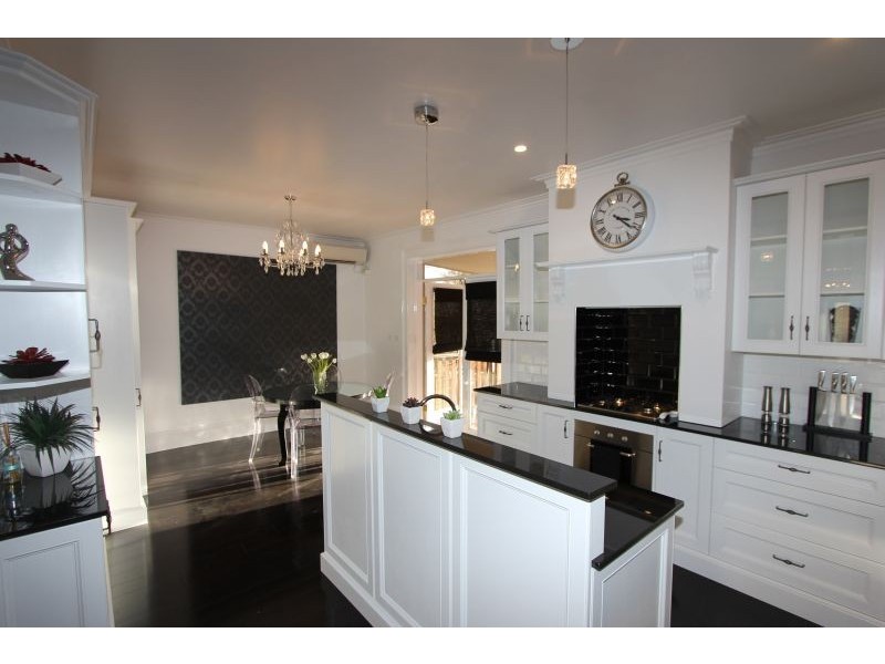 20 Victoria Parade, Goulburn NSW 2580