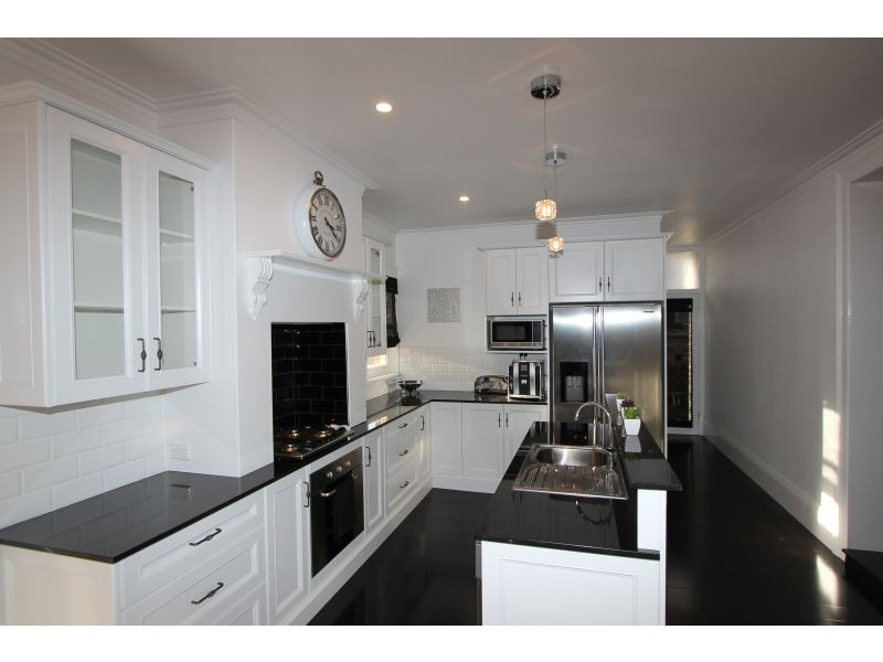 20 Victoria Parade, Goulburn NSW 2580