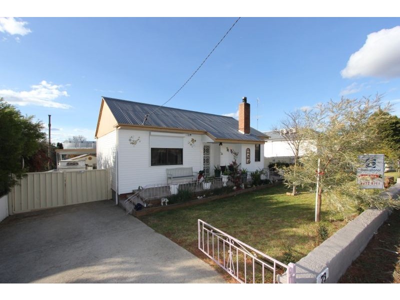 73 Finlay Road, Goulburn NSW 2580