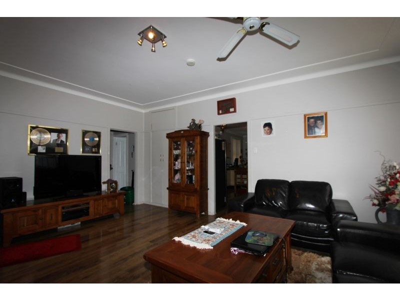 73 Finlay Road, Goulburn NSW 2580