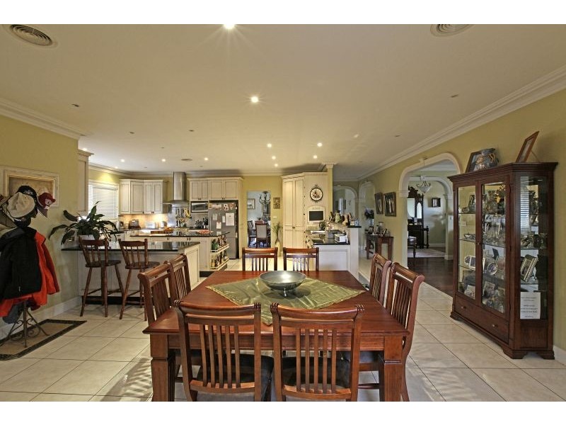 19 Park Close, Goulburn NSW 2580