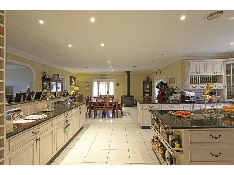 19 Park Close, Goulburn NSW 2580