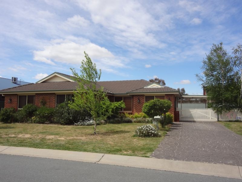 8 Amber Court, Goulburn NSW 2580