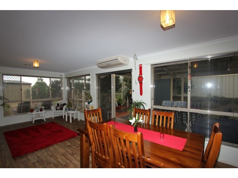 6 Joanna Place, Goulburn NSW 2580