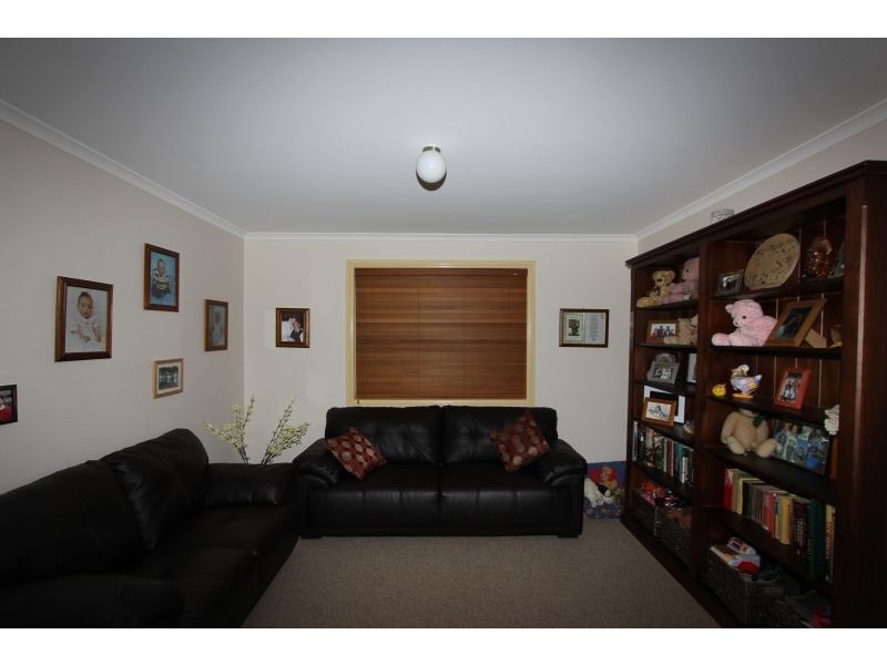 24 Constantina Circuit, Goulburn NSW 2580