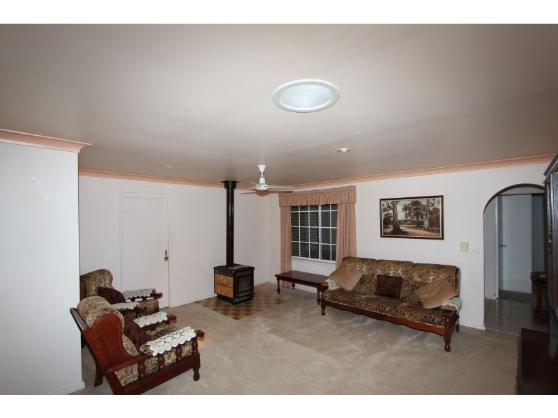 38 Ballanya Avenue, Goulburn NSW 2580