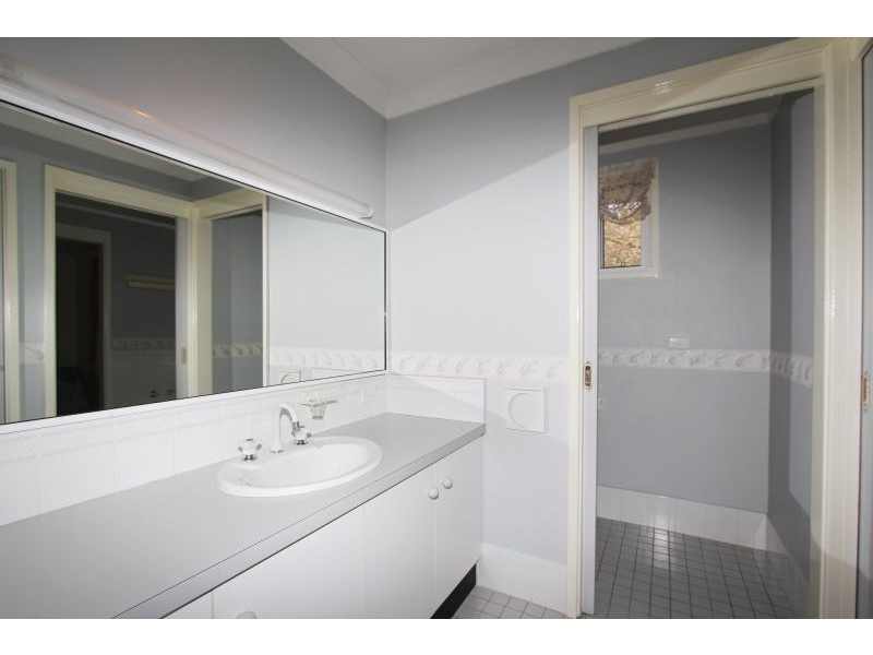 38 Ballanya Avenue, Goulburn NSW 2580