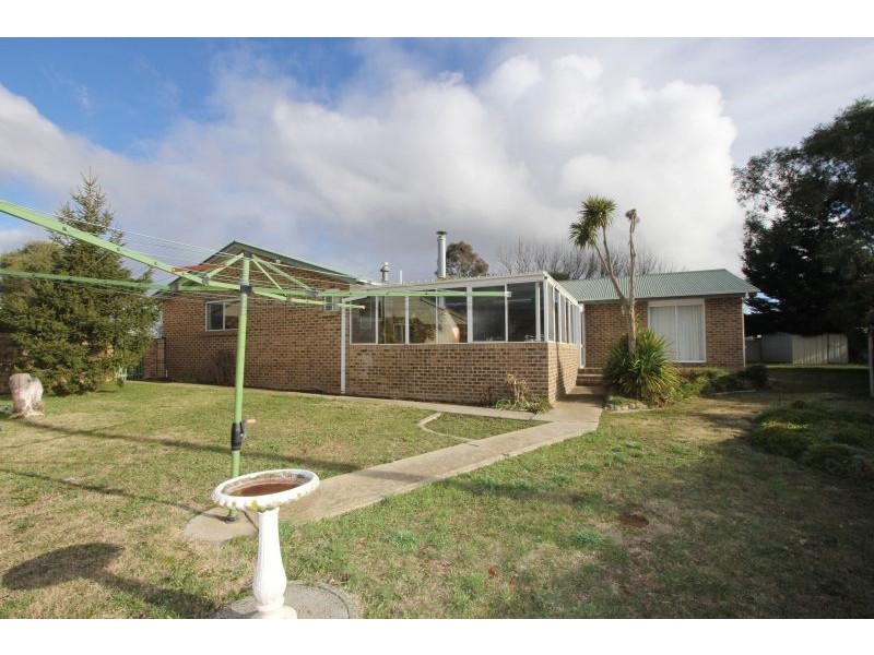 38 Ballanya Avenue, Goulburn NSW 2580