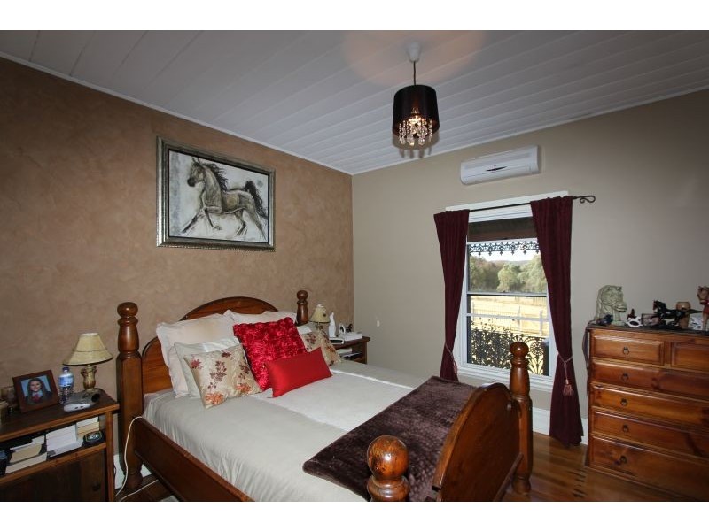 5 Lower Sterne Street, Goulburn NSW 2580