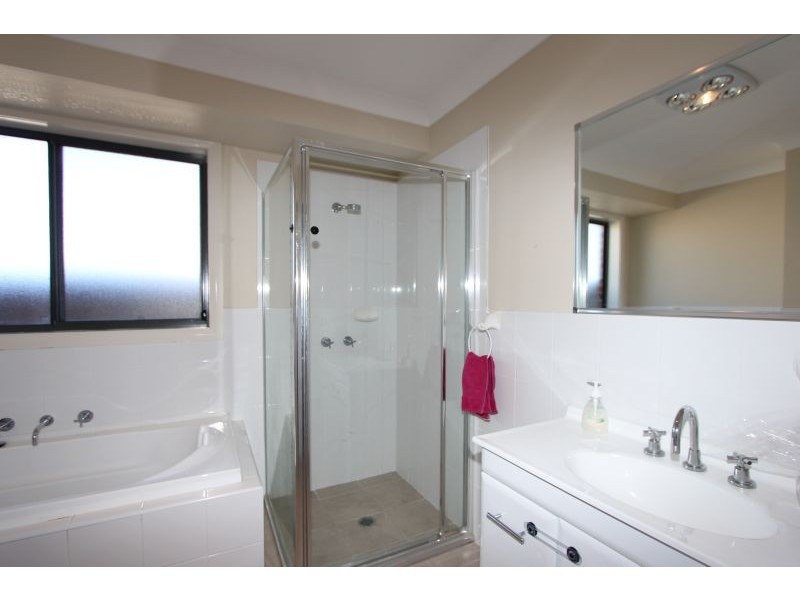 7 McGuire Drive, Goulburn NSW 2580