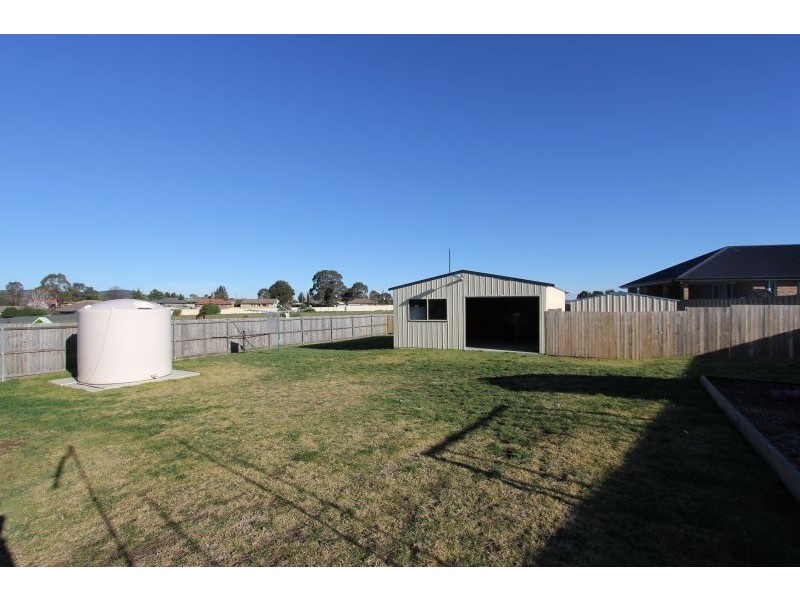 7 McGuire Drive, Goulburn NSW 2580