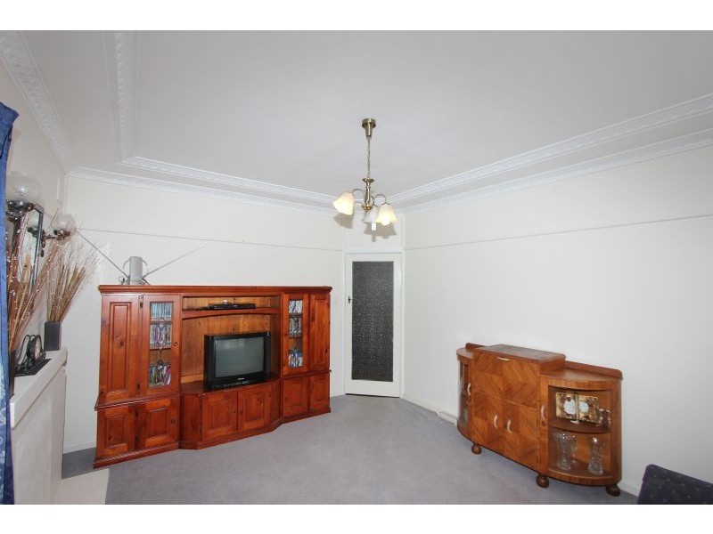 98 Combermere Street, Goulburn NSW 2580