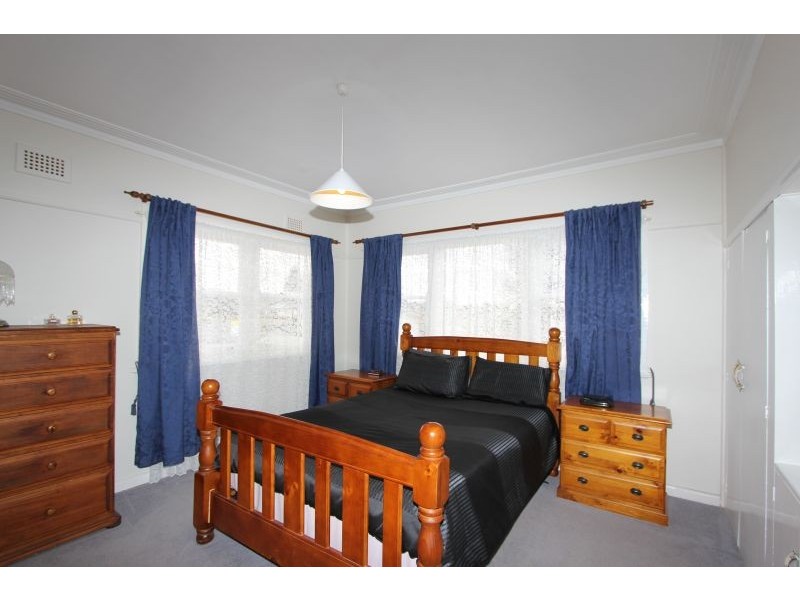 98 Combermere Street, Goulburn NSW 2580