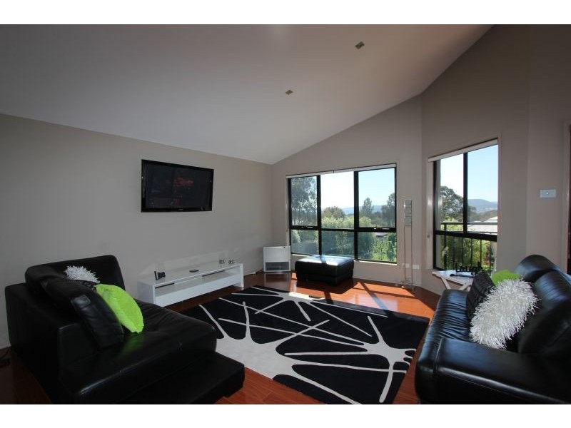 85 Slocombe Street, Goulburn NSW 2580