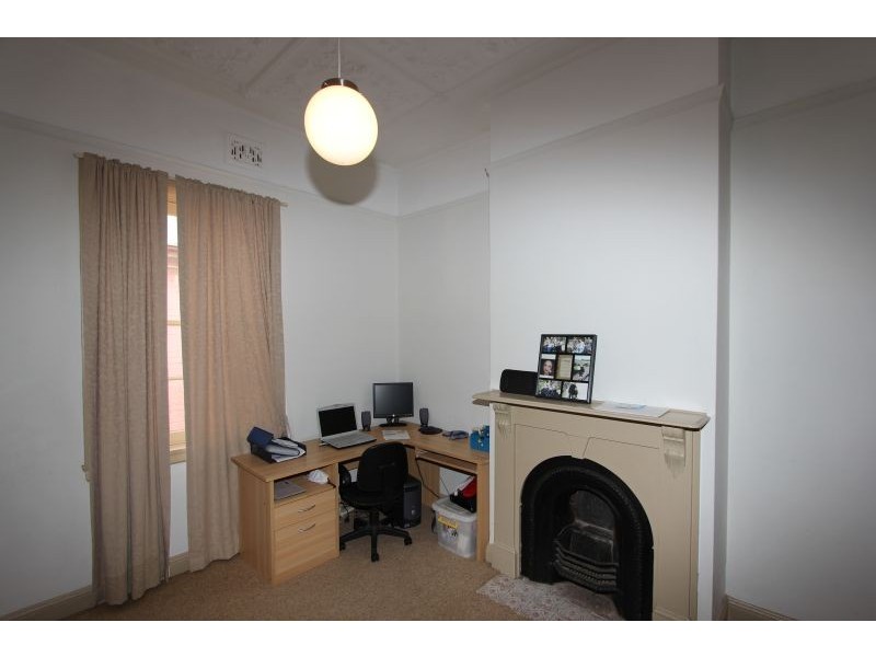 117 Clinton Street, Goulburn NSW 2580