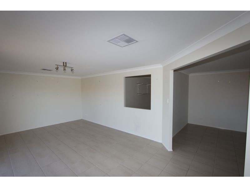 33 Green Valley Road, Goulburn NSW 2580