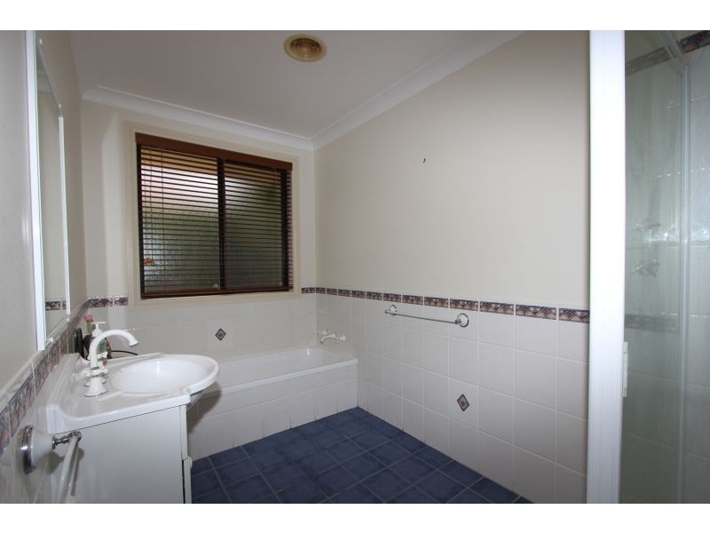 14 Ivy Lea Place, Goulburn NSW 2580