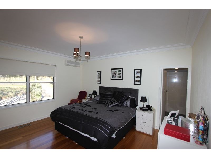 6 Llewellyn Avenue, Goulburn NSW 2580