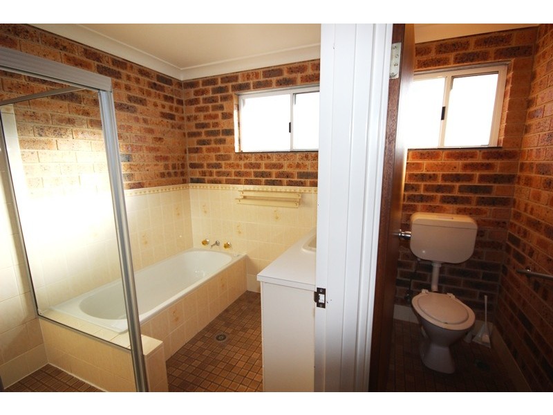 15b Kinghorne Street, Goulburn NSW 2580