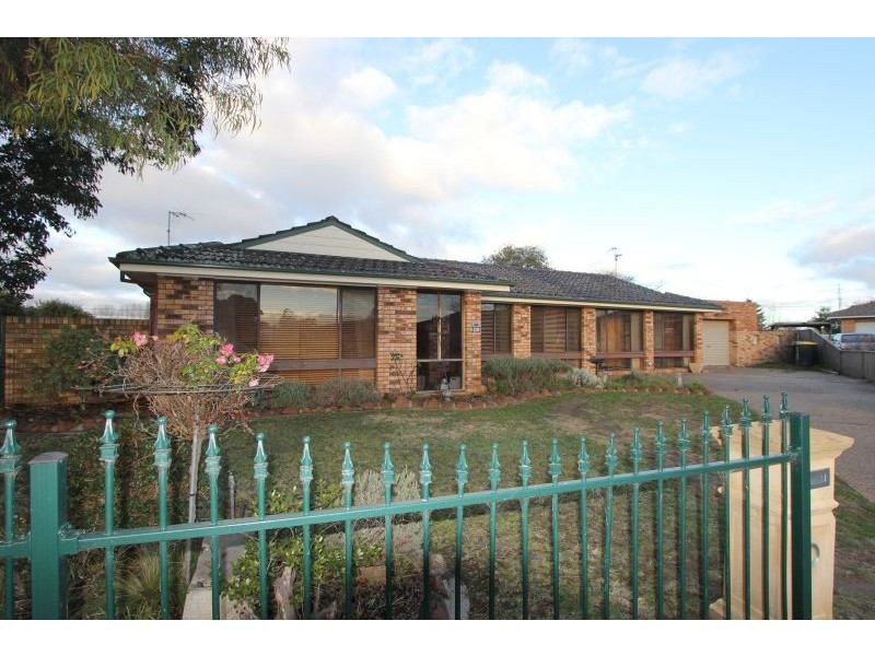 11 Kerr Place, Goulburn NSW 2580