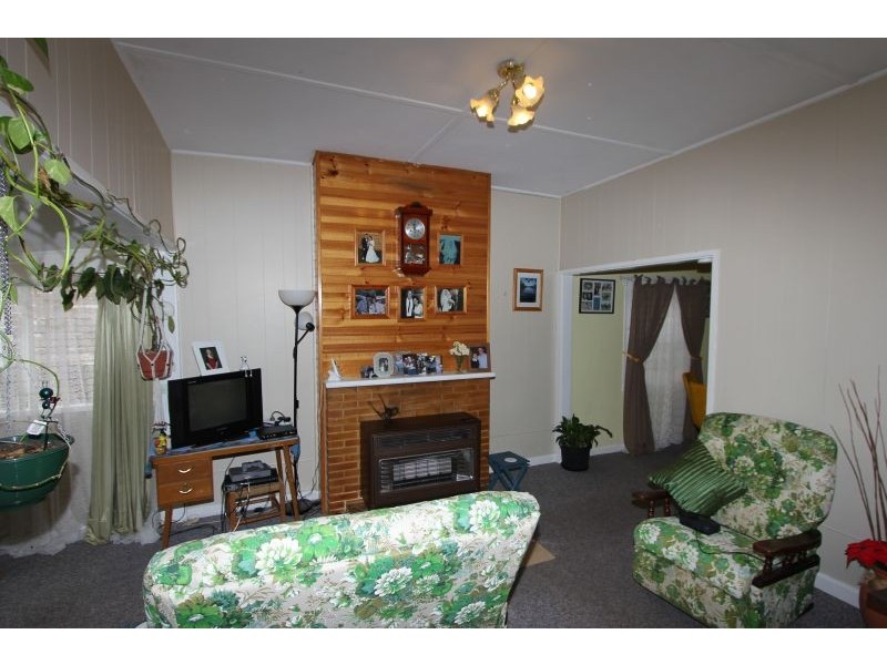 8 Ruby Street, Goulburn NSW 2580