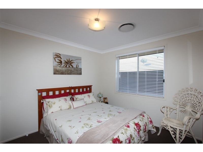 24 Mewburn Drive, Goulburn NSW 2580