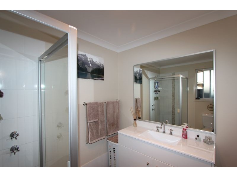 24 Mewburn Drive, Goulburn NSW 2580
