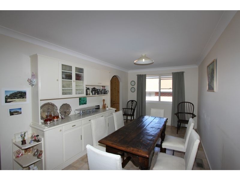 11 Ballanya Avenue, Goulburn NSW 2580