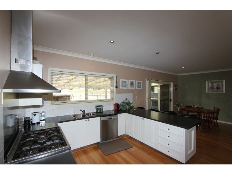 330 Run O Waters Drive, Goulburn NSW 2580