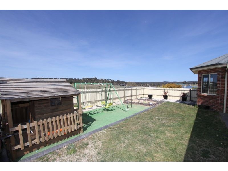 330 Run O Waters Drive, Goulburn NSW 2580