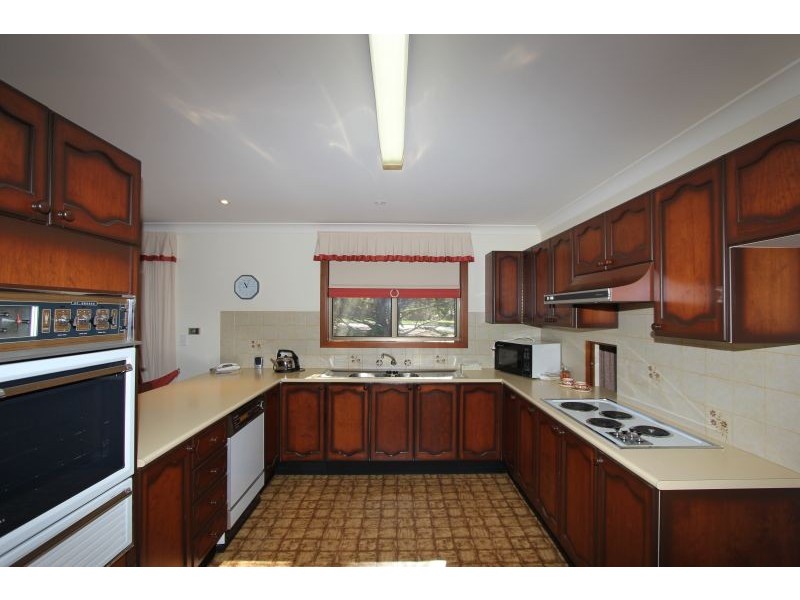 76 Cathcart Street, Goulburn NSW 2580