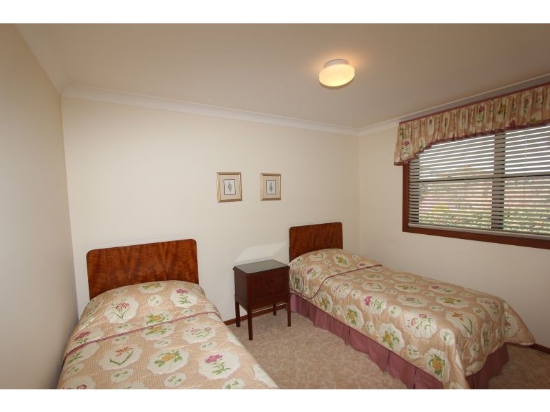 76 Cathcart Street, Goulburn NSW 2580