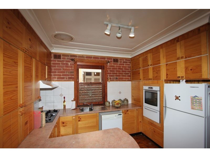 92 Bourke Street, Goulburn NSW 2580