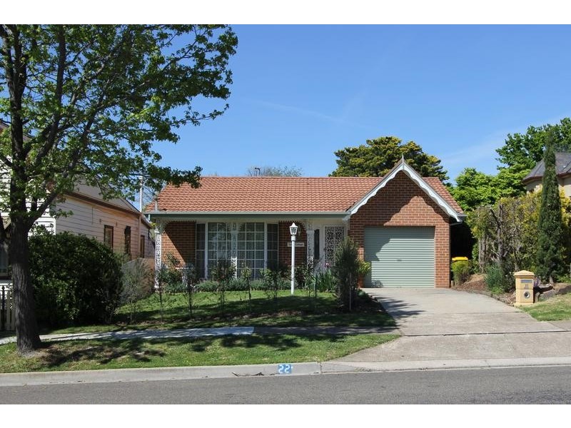 22 Lorne Street, Goulburn NSW 2580