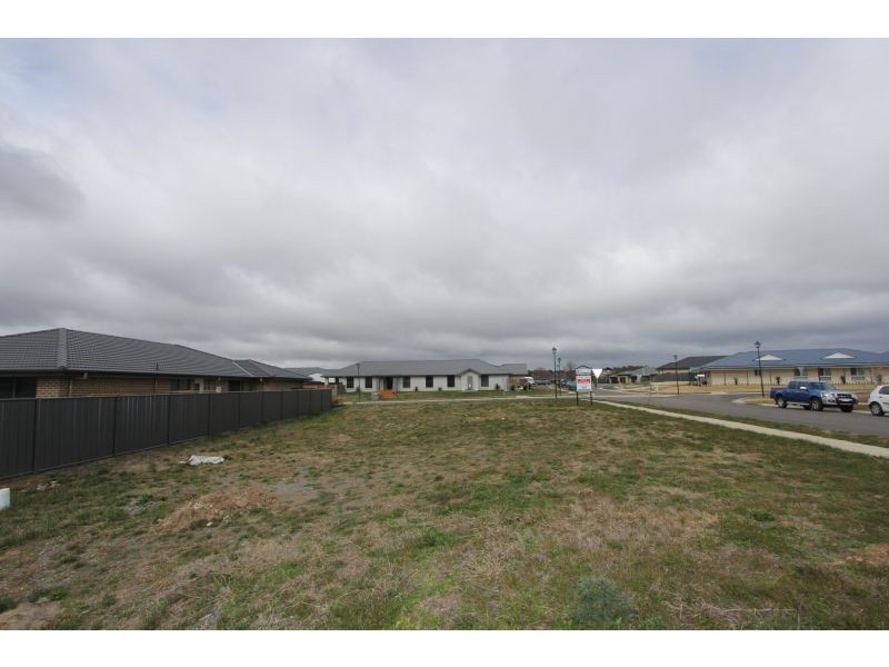1 Baxter Drive, Goulburn NSW 2580