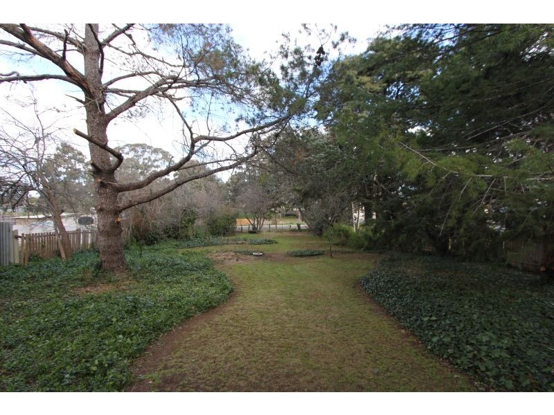 36 Elizabeth Street, Goulburn NSW 2580