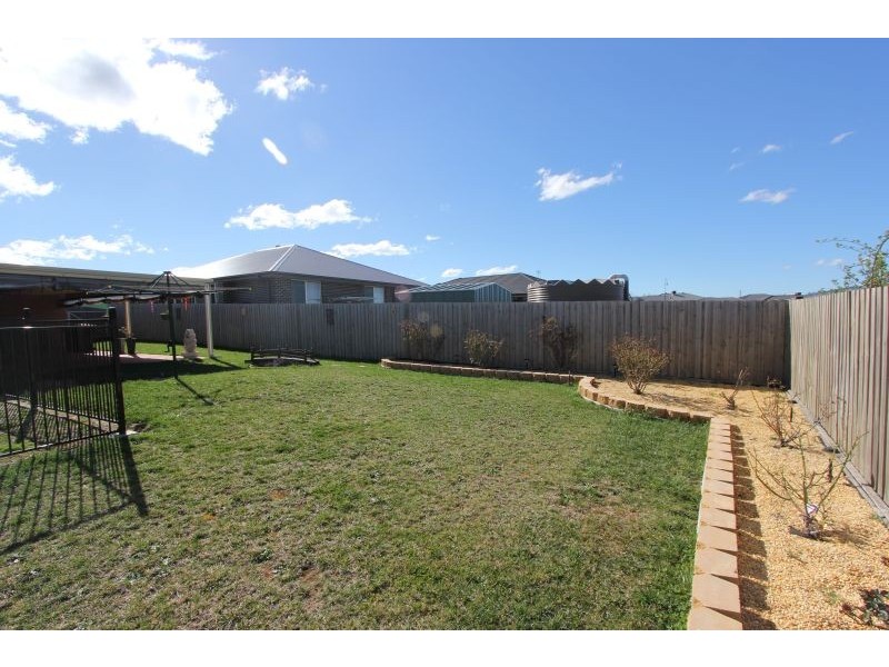 25 Monastery Drive, Goulburn NSW 2580