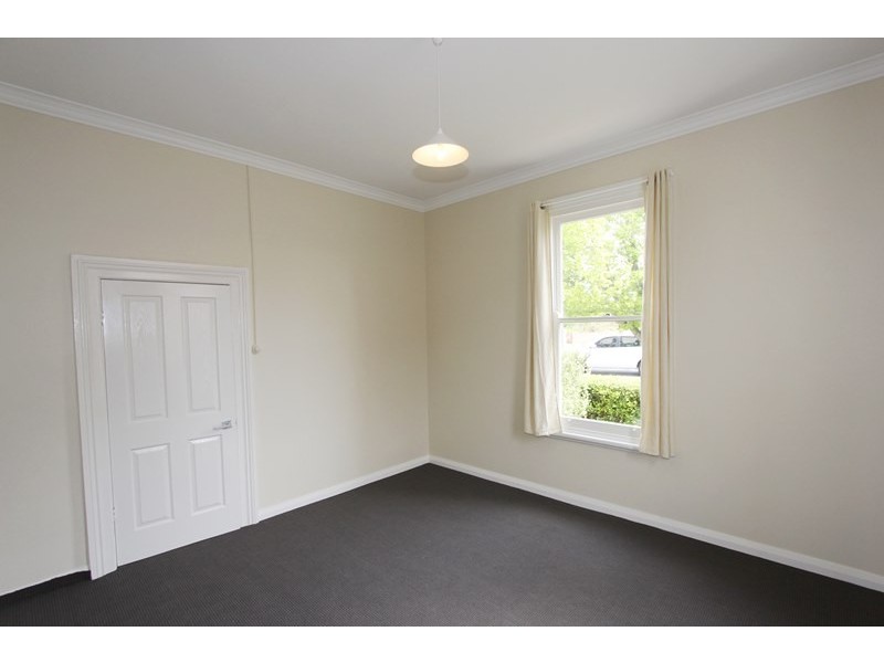 87 Kinghorne Street, Goulburn NSW 2580