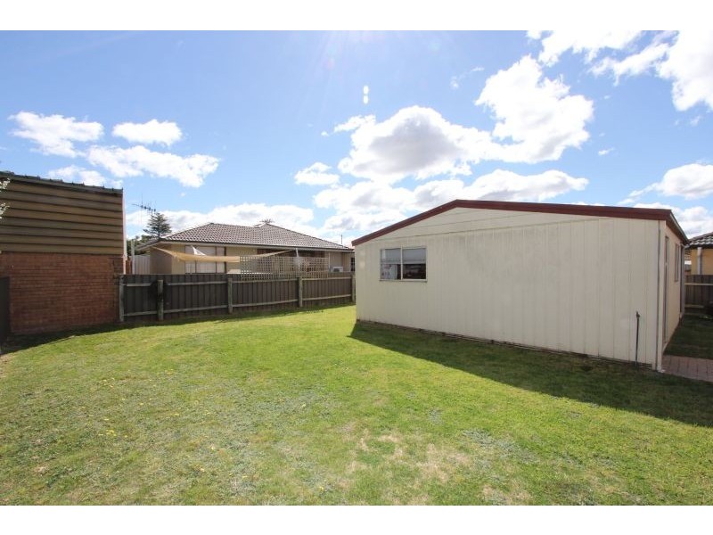 16 Paradise Place, Goulburn NSW 2580