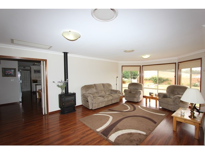 6 Bonnett Drive, Goulburn NSW 2580