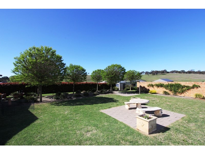 6 Bonnett Drive, Goulburn NSW 2580