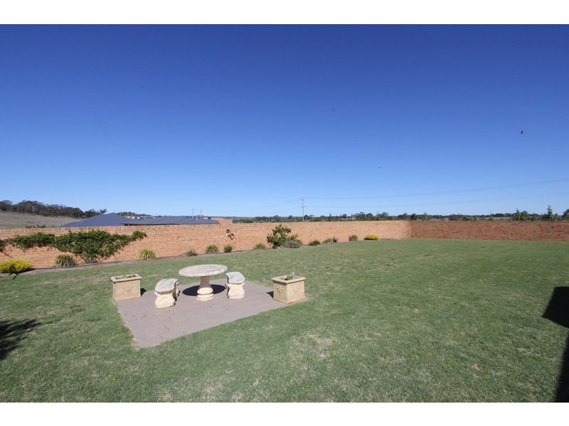 6 Bonnett Drive, Goulburn NSW 2580