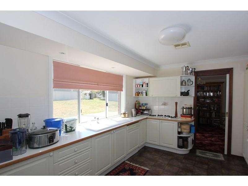 16 Lamarra Place, Goulburn NSW 2580