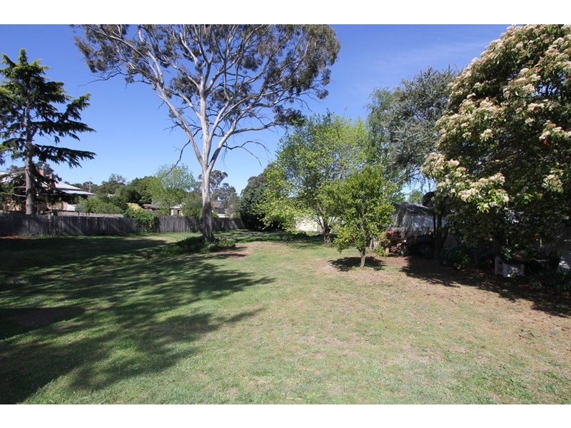 7 Cathcart Street, Goulburn NSW 2580