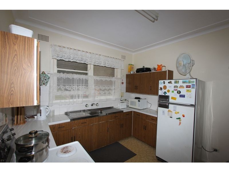 38 Rhoda Street, Goulburn NSW 2580