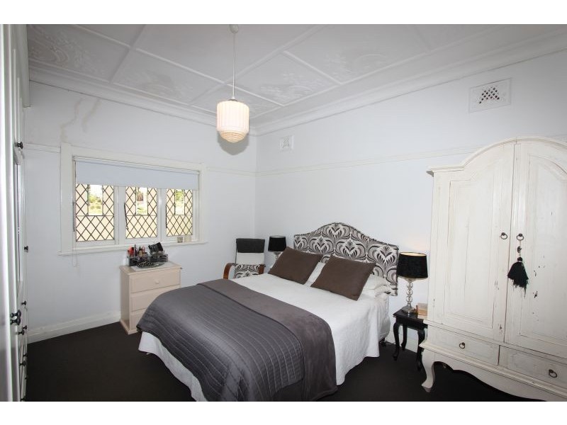 77 Verner Street, Goulburn NSW 2580