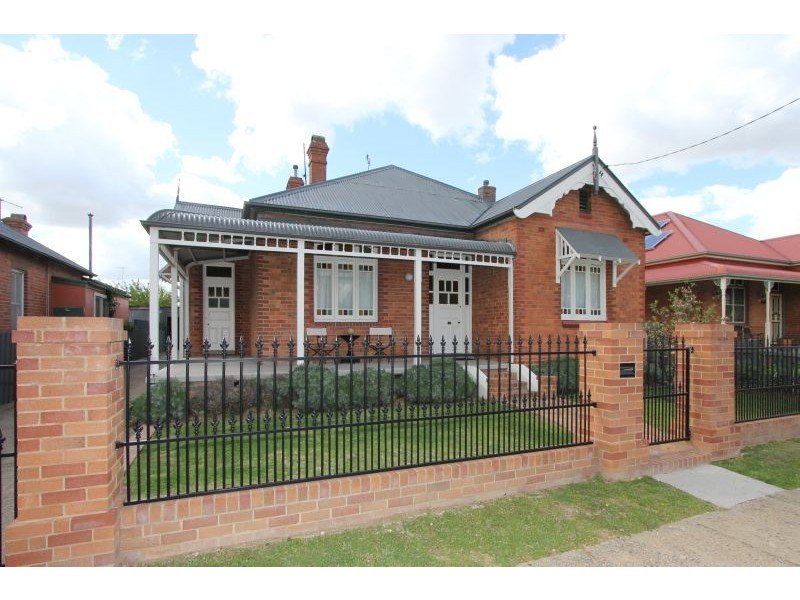 9 Victoria Street, Goulburn NSW 2580