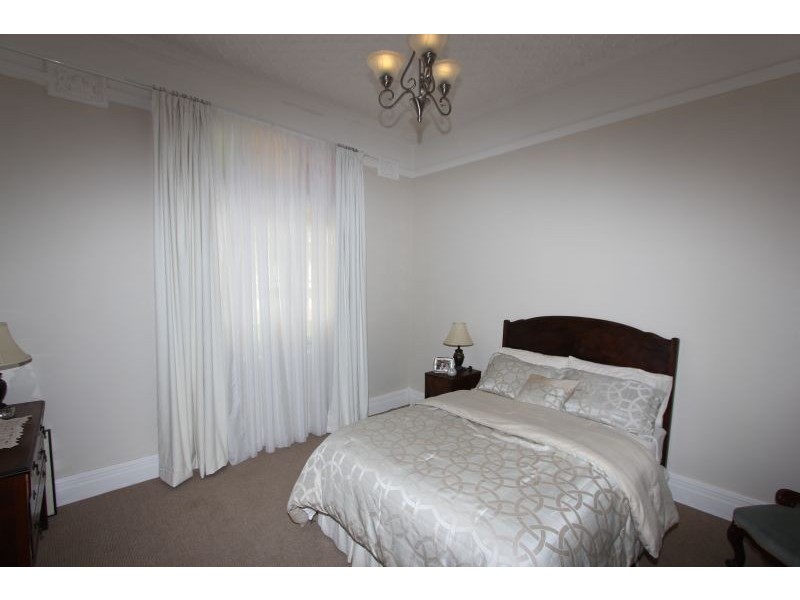 9 Victoria Street, Goulburn NSW 2580